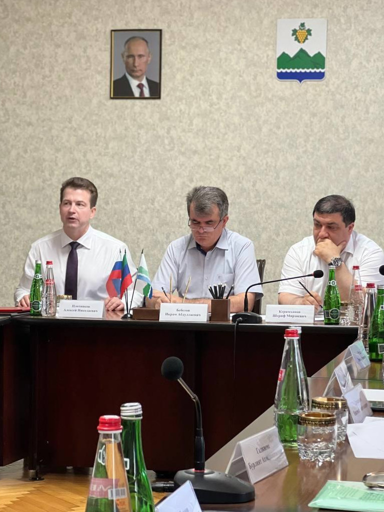 На совещании в Дербенте принято решение о создании виноградо-винодельческого Совета ВВЗ "Дагестан".